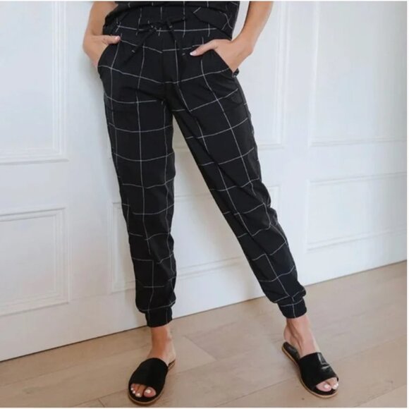 Albion Fit Pants - Albion Fit Jetsetter Joggers Black Windowpane Athleisure Travel Sz S